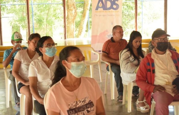 CAPACITAMOS A LA COMUNIDAD SOBRE CONFORMACIÓN DE COMITÉS DE DESARROLLO Y VOCAL DE CONTROL