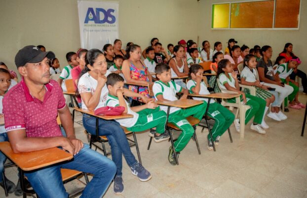 TAMBIÉN LE APOSTAMOS AL DESARROLLO SOCIAL