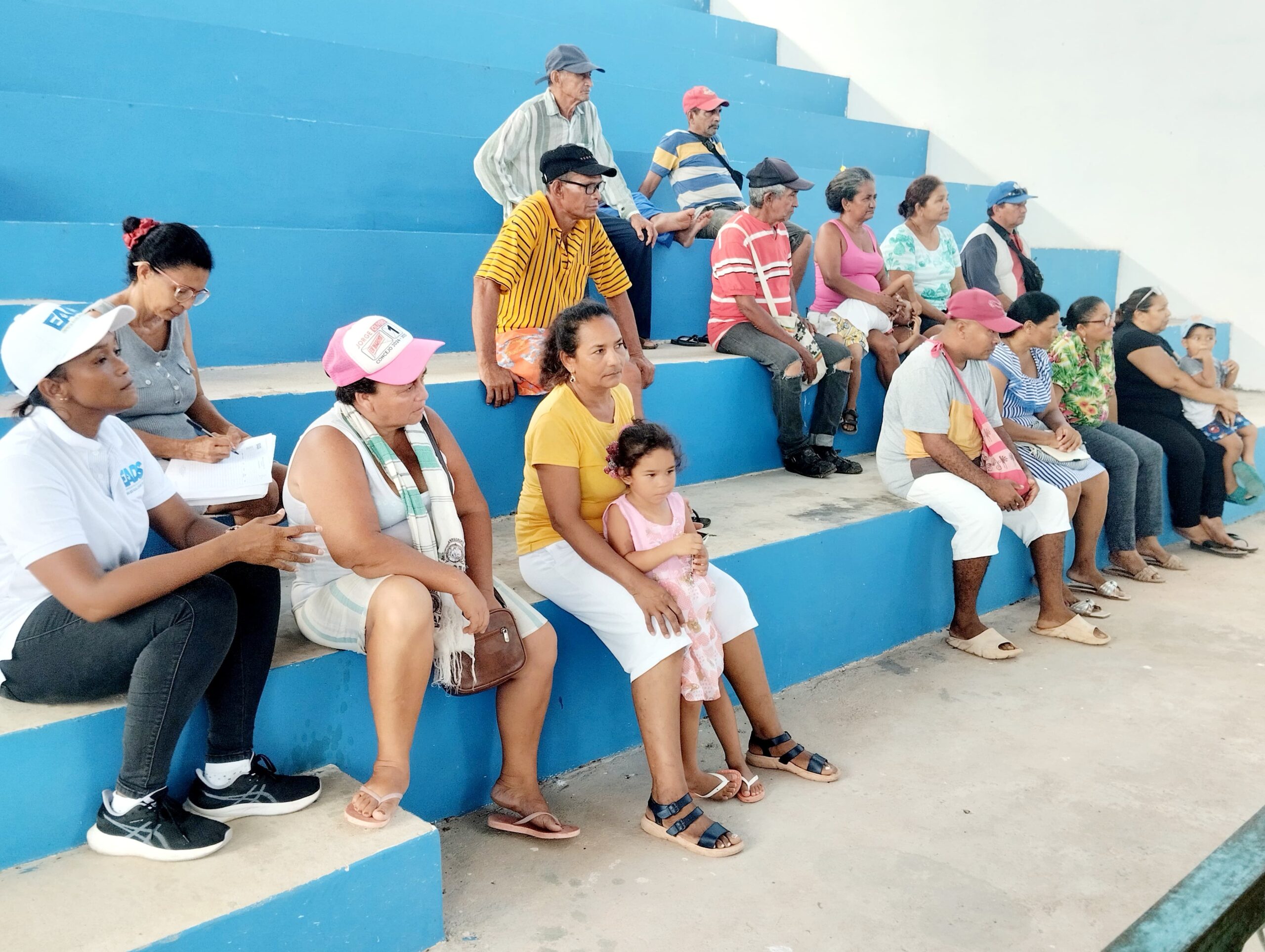 Líderes Comunitarios de Galeras fueron Capacitados en Servicios Públicos